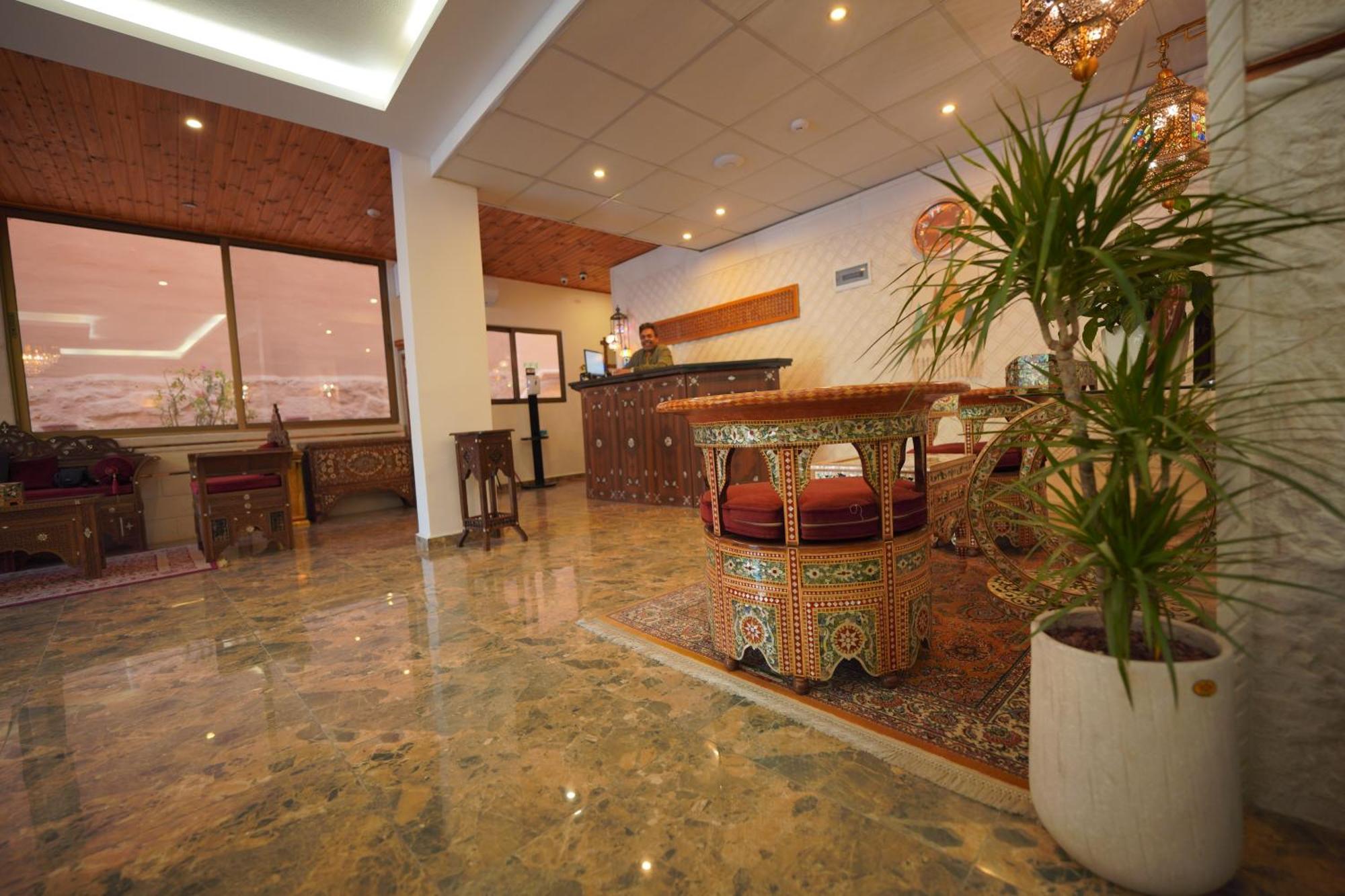 Petra Plaza Hotel Wadi Musa Zewnętrze zdjęcie